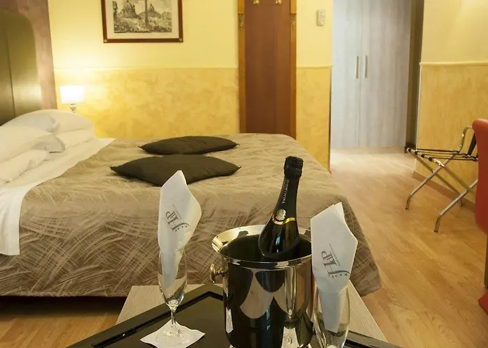 Delle Province Hotel 4*